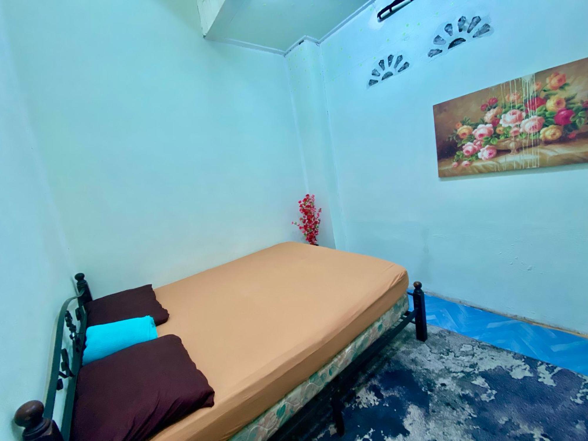 Umi Homestay Batu Buruk Kuala Terengganu Exterior photo